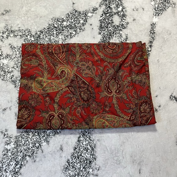 Pottery Barn Flat Queen Sheet Red Caroline Paisley Print Linen Blend - Picture 1 of 6